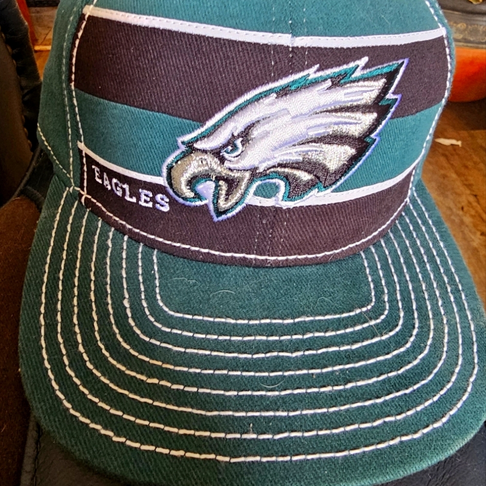 NFL Eagles HAT